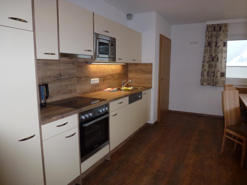 Ferienhaus U. Appartement Knauss Шладминг Екстериор снимка
