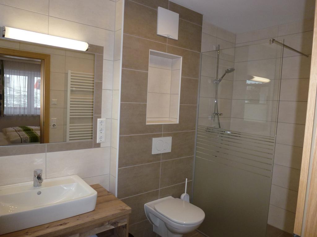 Ferienhaus U. Appartement Knauss Шладминг Екстериор снимка