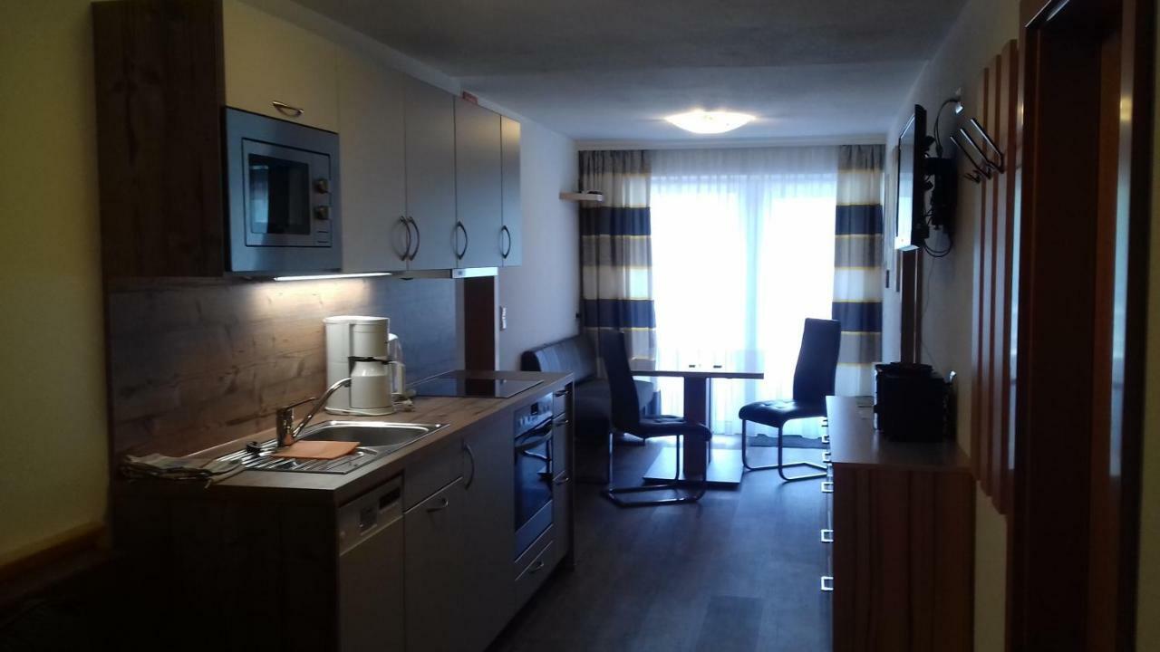 Ferienhaus U. Appartement Knauss Шладминг Екстериор снимка